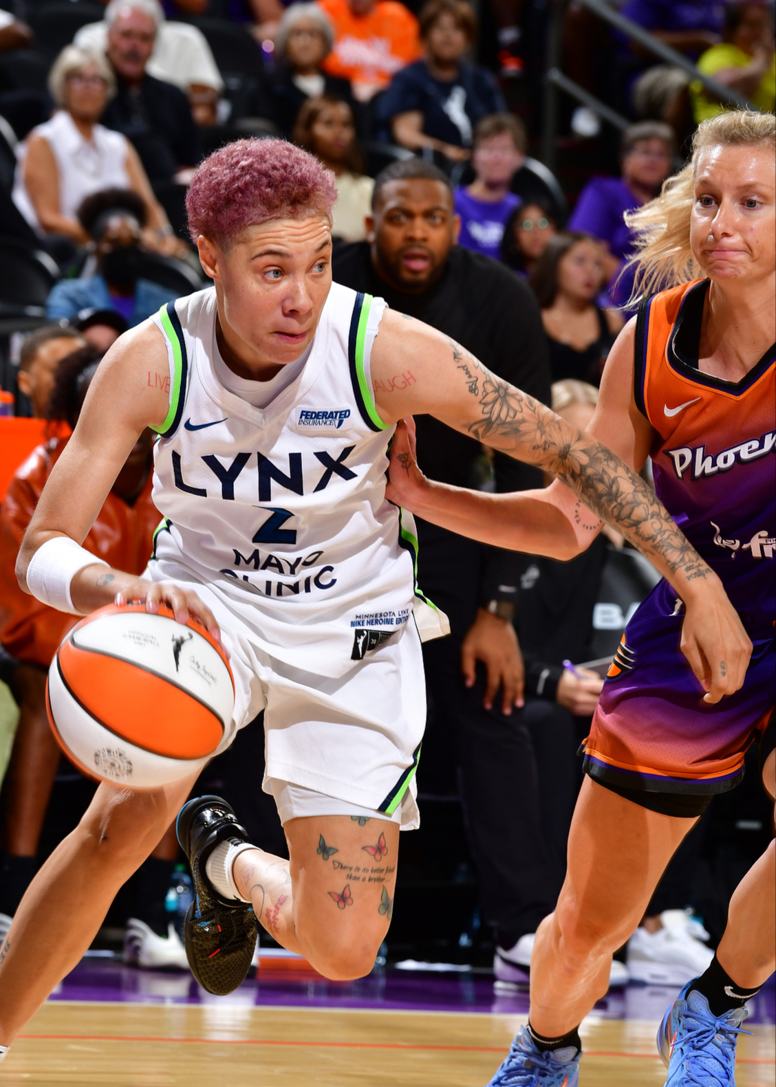 明尼苏达森林狼训练开放日，集结日手感冰凉引欢呼，NBA总决赛在即，资深球员宣示担当的简单介绍-九游体育下载